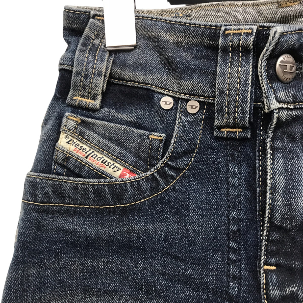 DIESEL(ディーゼル) DE-PAGO-MID-REデニムスカート インディゴ サイズ