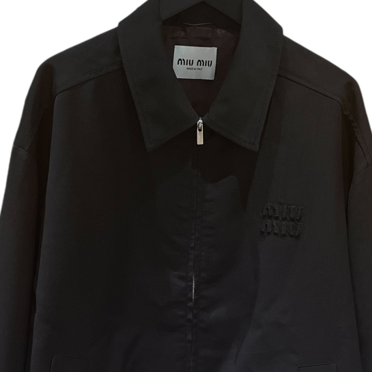 MIU MIU(ミュウミュウ) 24SSロゴワッペンジップアップジャケットML1041