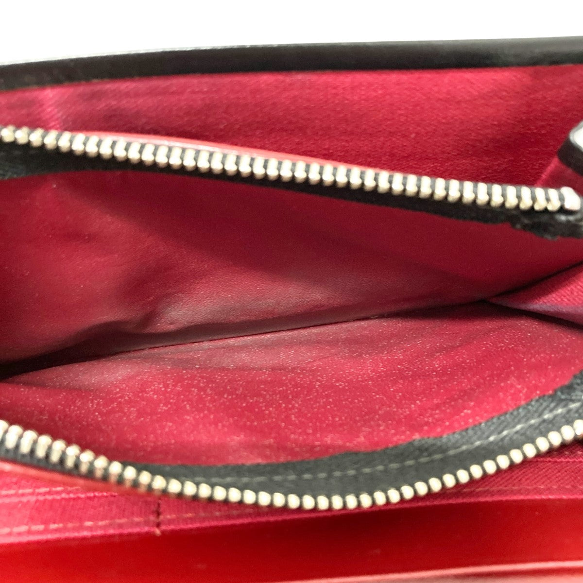 Vivienne Westwood(ヴィヴィアンウエストウッド) 長財布 ブラック