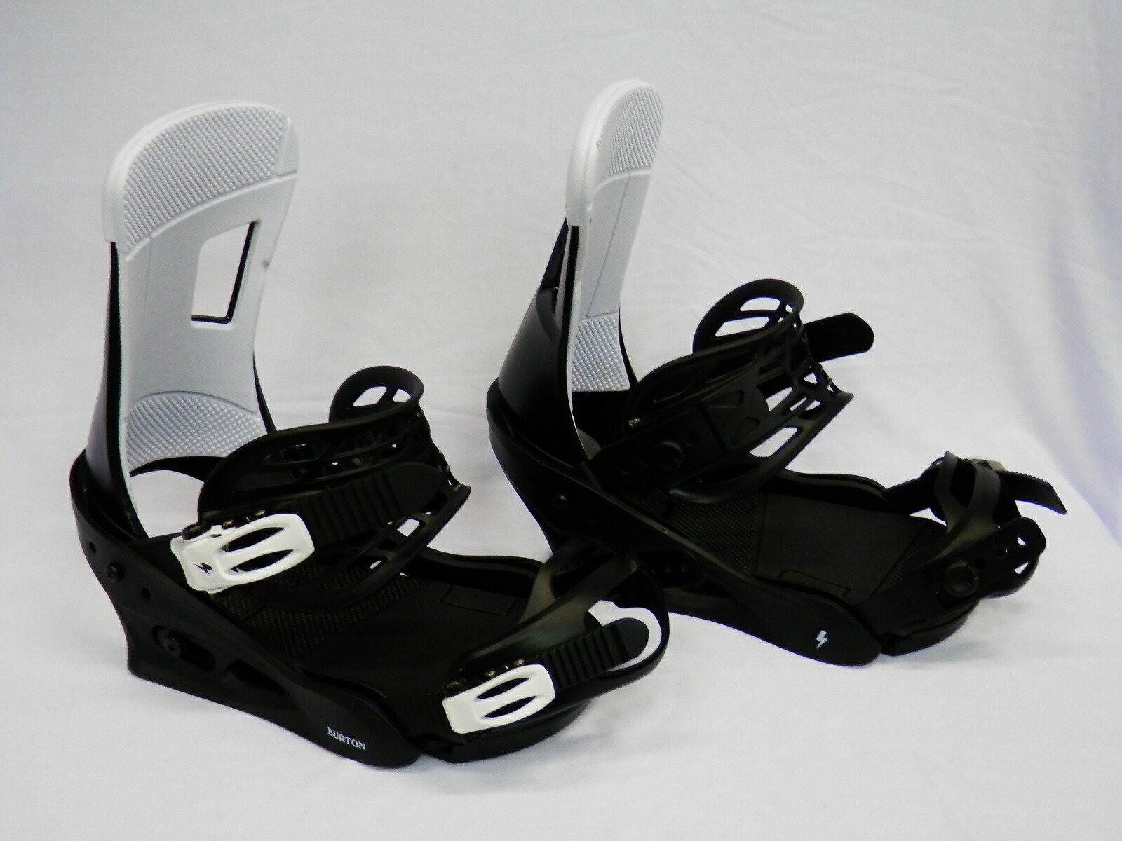 楽天市場】2017年モデル BURTON CARTEL EST BLACK 正規品につき2年間