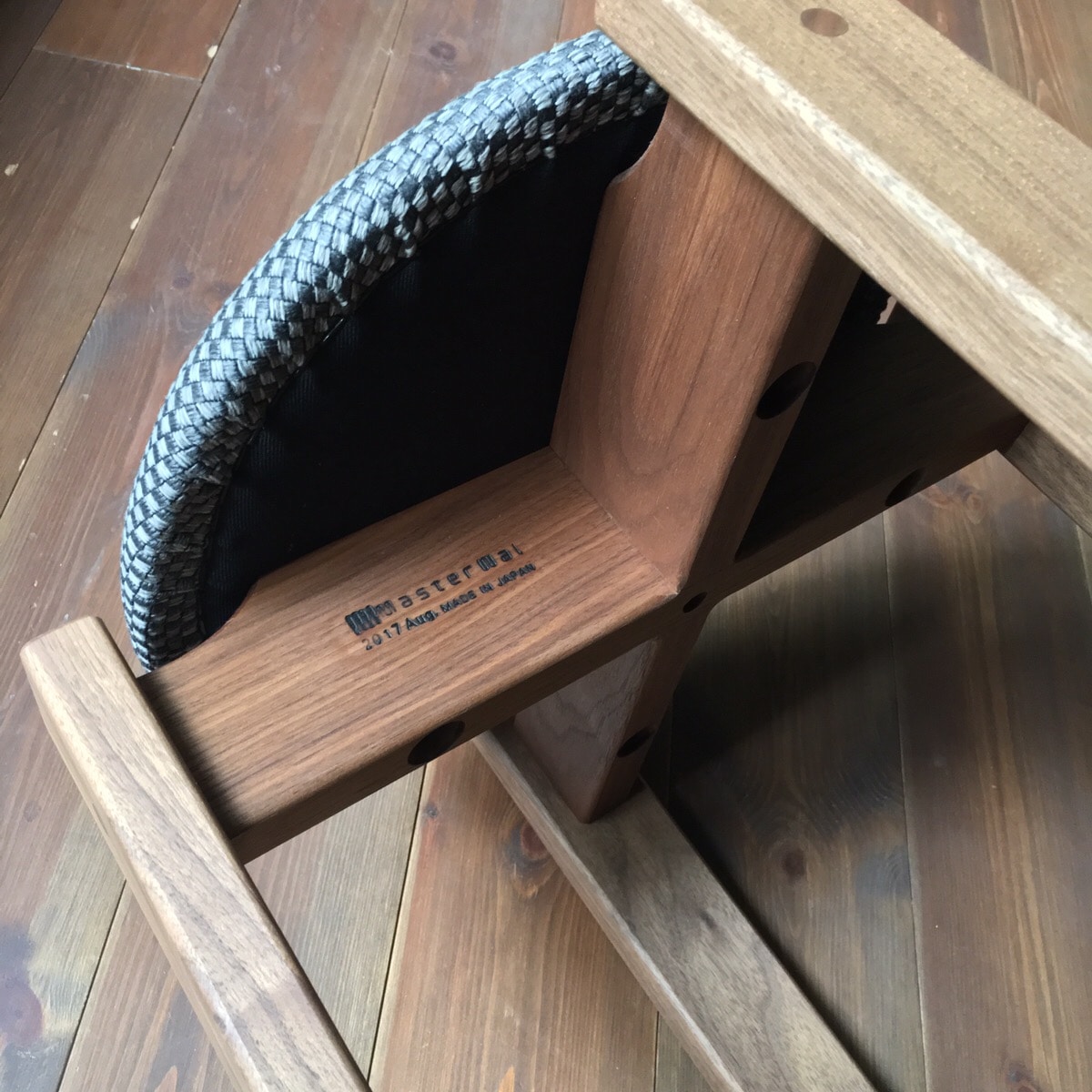 マーク スツール (樹種ウォールナット（オイル仕上げ） 張地ランク