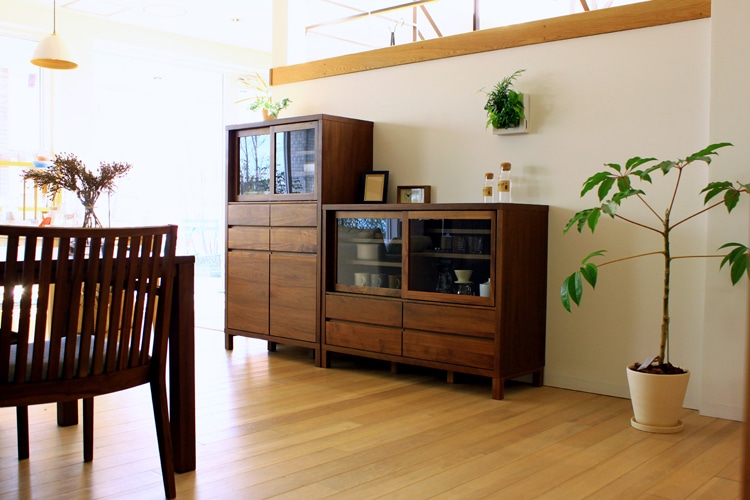 カノ カップボード ロータイプ 85(ウォールナット) | 高野木工(TAKANO