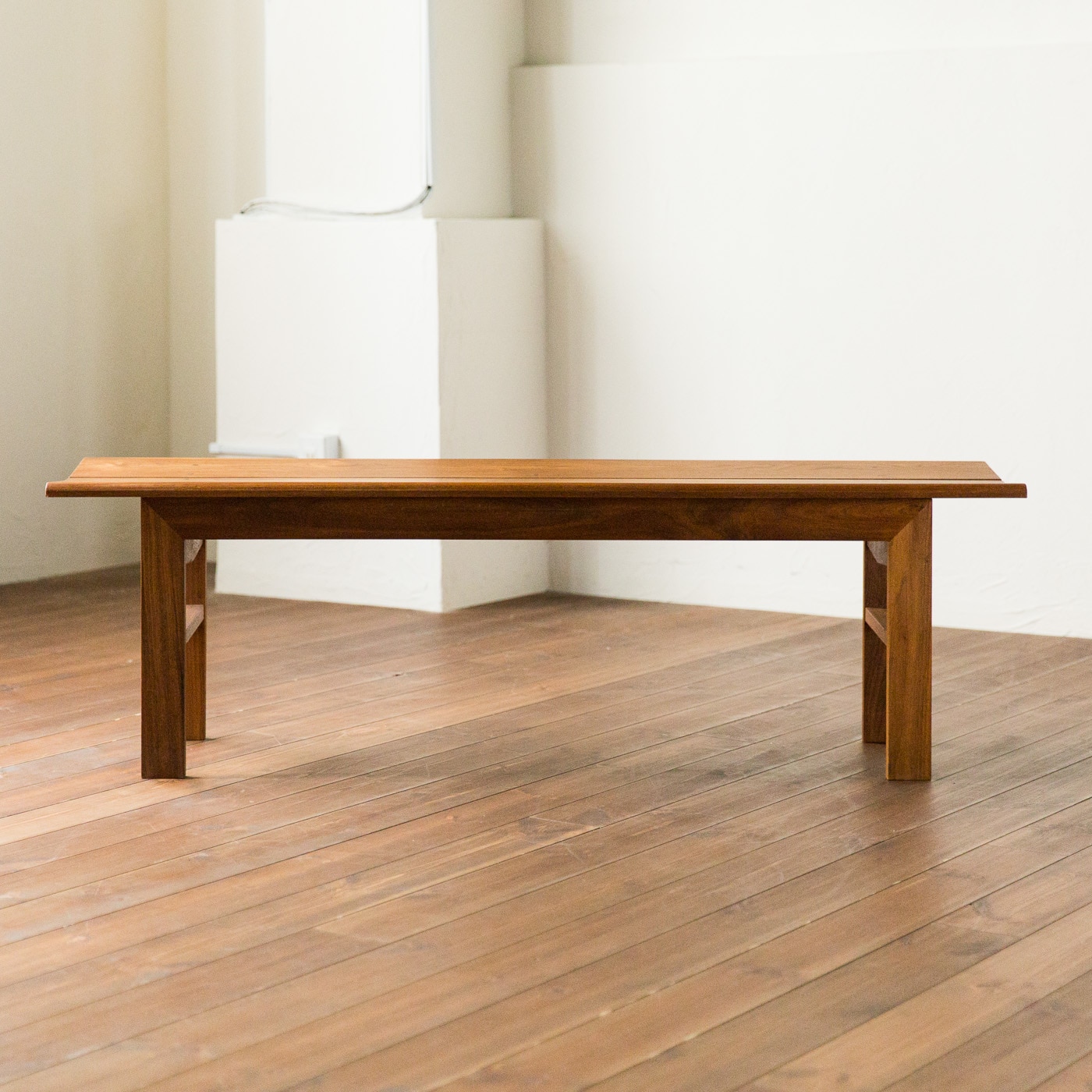 木庵 ベンチ (樹種ホワイトオーク 幅W135cm) | マルミヤ(marumiya