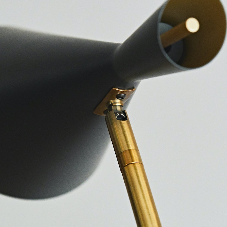 ジェネシス フロアランプ (電球電球なし) | アートワークスタジオ (ART