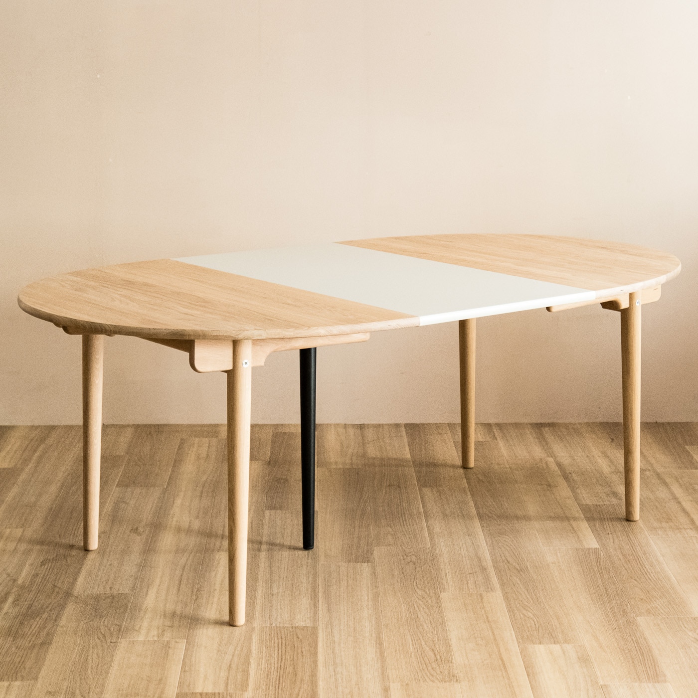 CH337 ダイニングテーブル | カール・ハンセン＆サン(CARL HANSEN