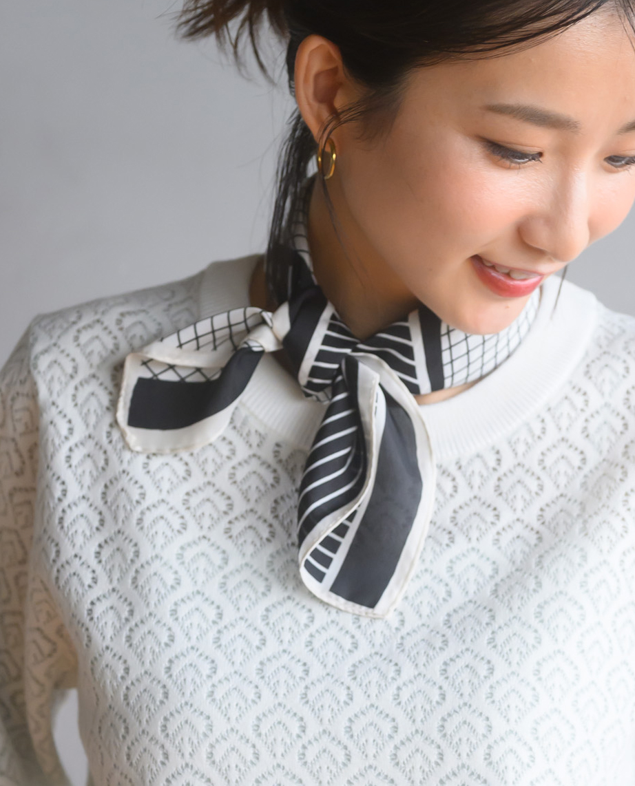 幾何学柄スカーフ - YEVS