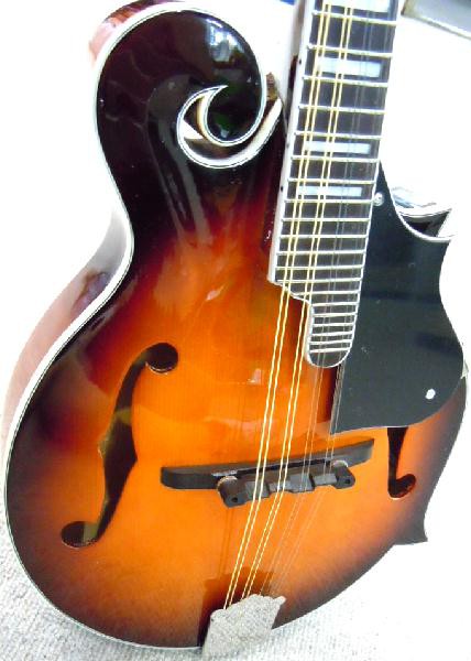 フラットマンドリン総単板 ナチュラル / サンバースト : おかげ様で