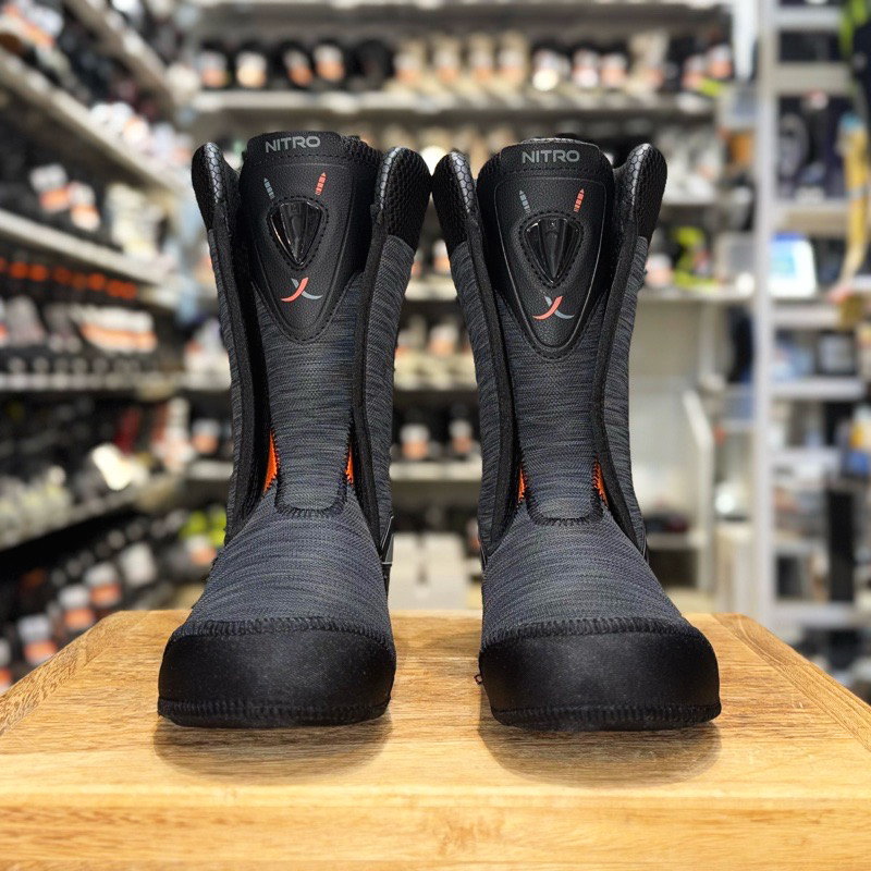 ラスト1点】 【OUTLET】24-25 NITRO TEAM BOA カラー:BLACK 27.5cm