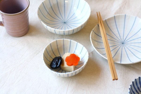 二色十草 3.5寸小鉢 国産 美濃焼 十草の定番デザインをカラフルに 小鉢