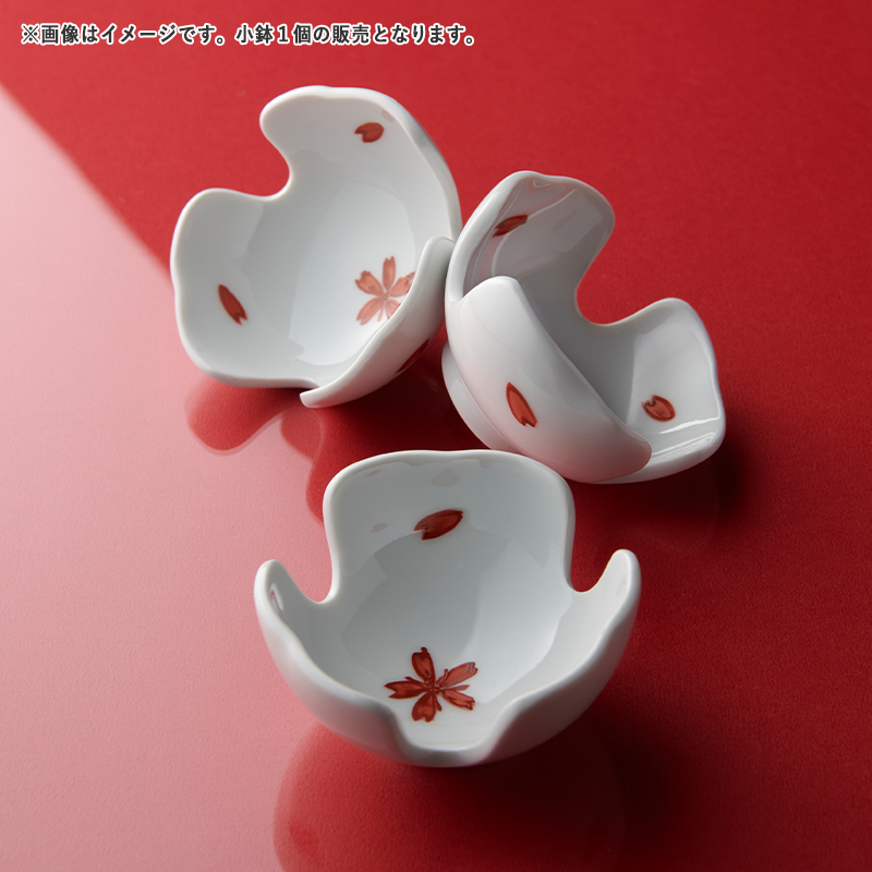 時代 赤絵花口小鉢5点 春逸作 送料込み250617 時代 赤絵花口小鉢5点 春