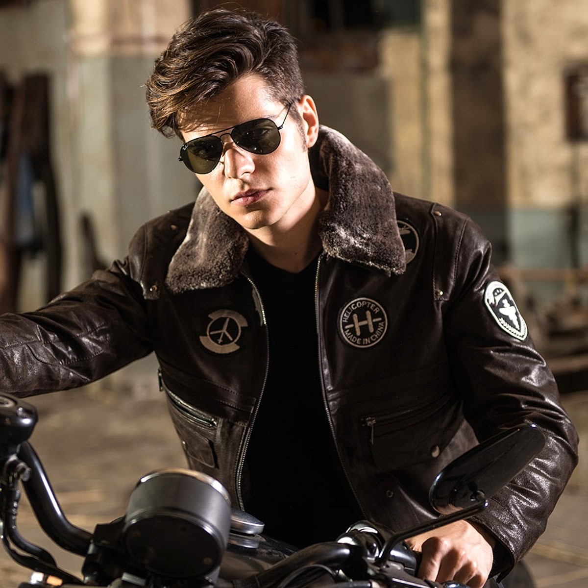 送料無料!】全2色 9サイズ メンズ ピッグスキンファーカラーワッペン