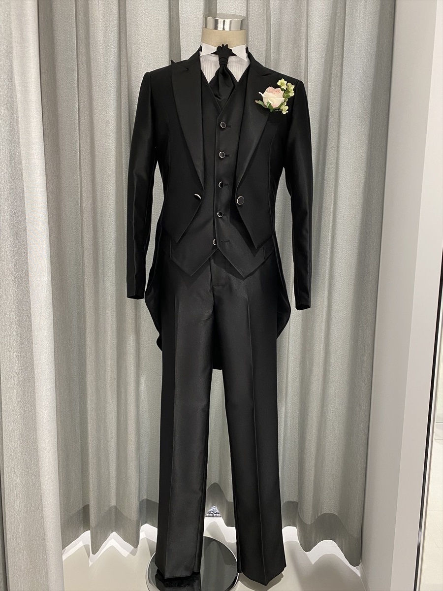 燕尾服(肩パット有り) 黒 指揮者用 オーケストラ衣装 ステージ衣装