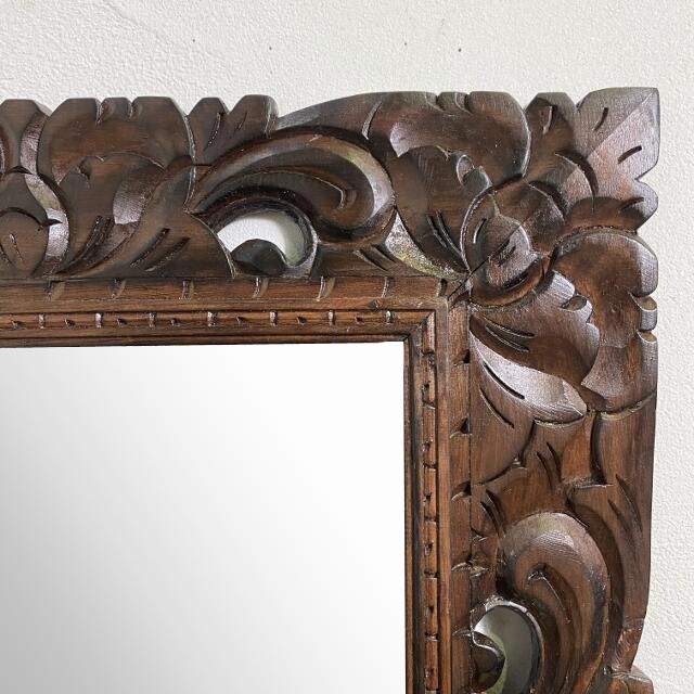 鏡 壁掛け ウォールミラー 木彫りフレーム 透かし H75 W55 バリ彫刻