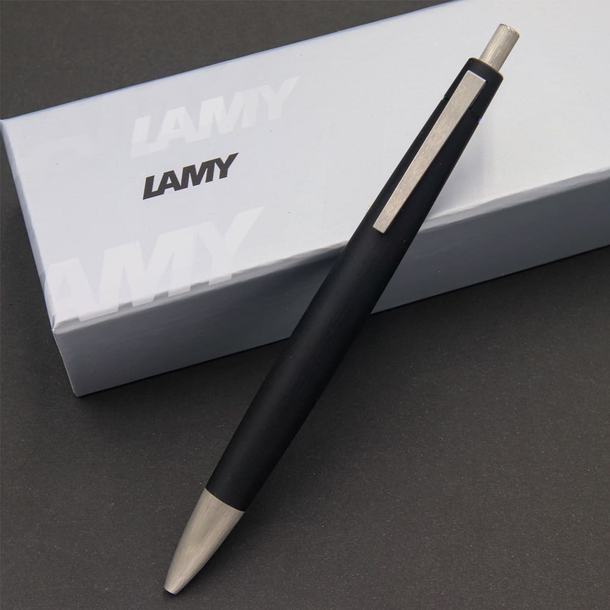 LAMY（ラミー） ボールペン 名入れ 油性 4色ボールペン ブラック 黒