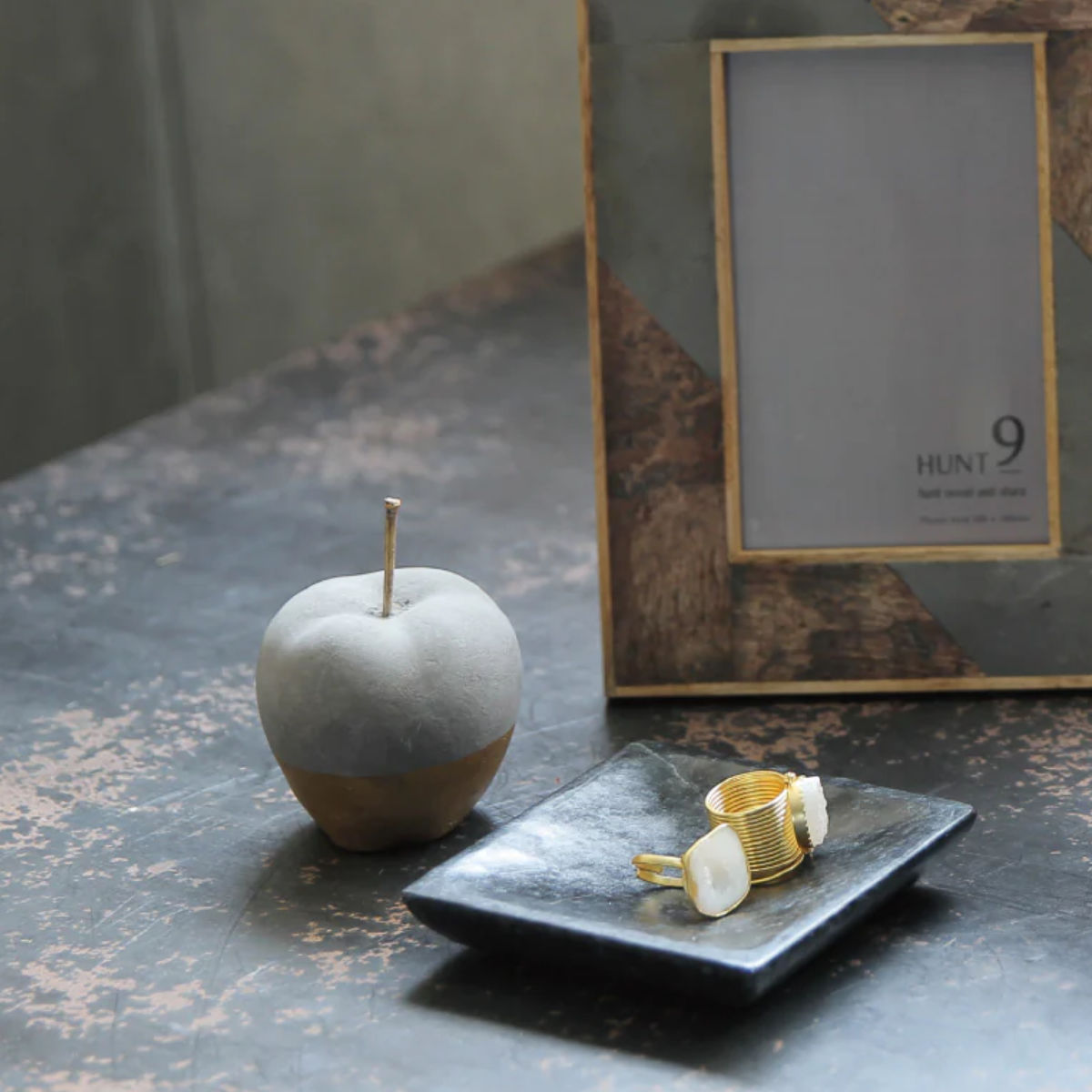 magnet オブジェ STEVEN リンゴ セメント （ ペーパーウェイト 北欧