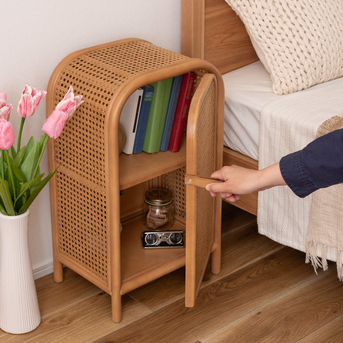 東谷 ラタン キャビネット 幅36cm 2段 かごめ編み （ 収納 棚 扉付き