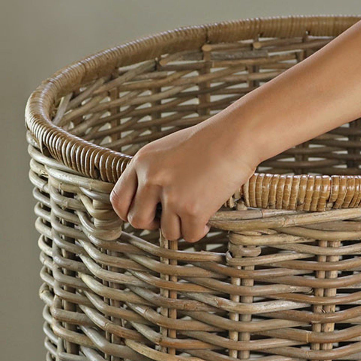 バスケット ラタン 幅66×奥行53×高さ69 持ち手付き かご 大きい