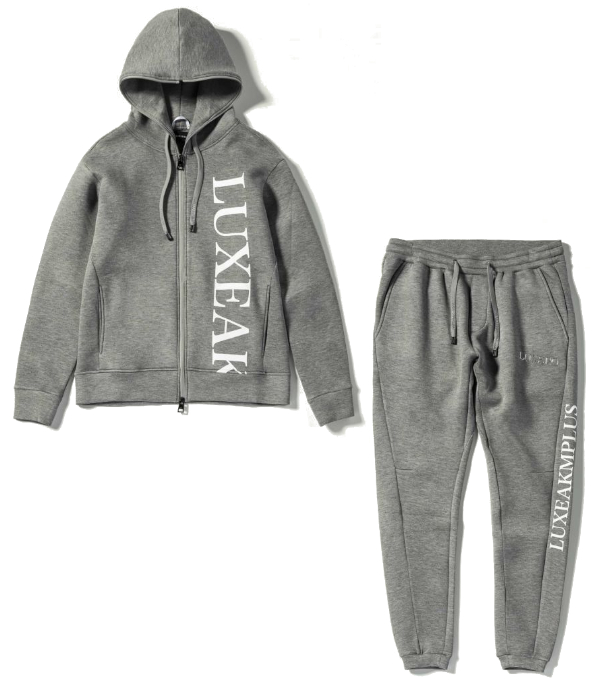 LUXE AKM PLUS リュクスエイケイエムプラス ロゴスウェットパーカー