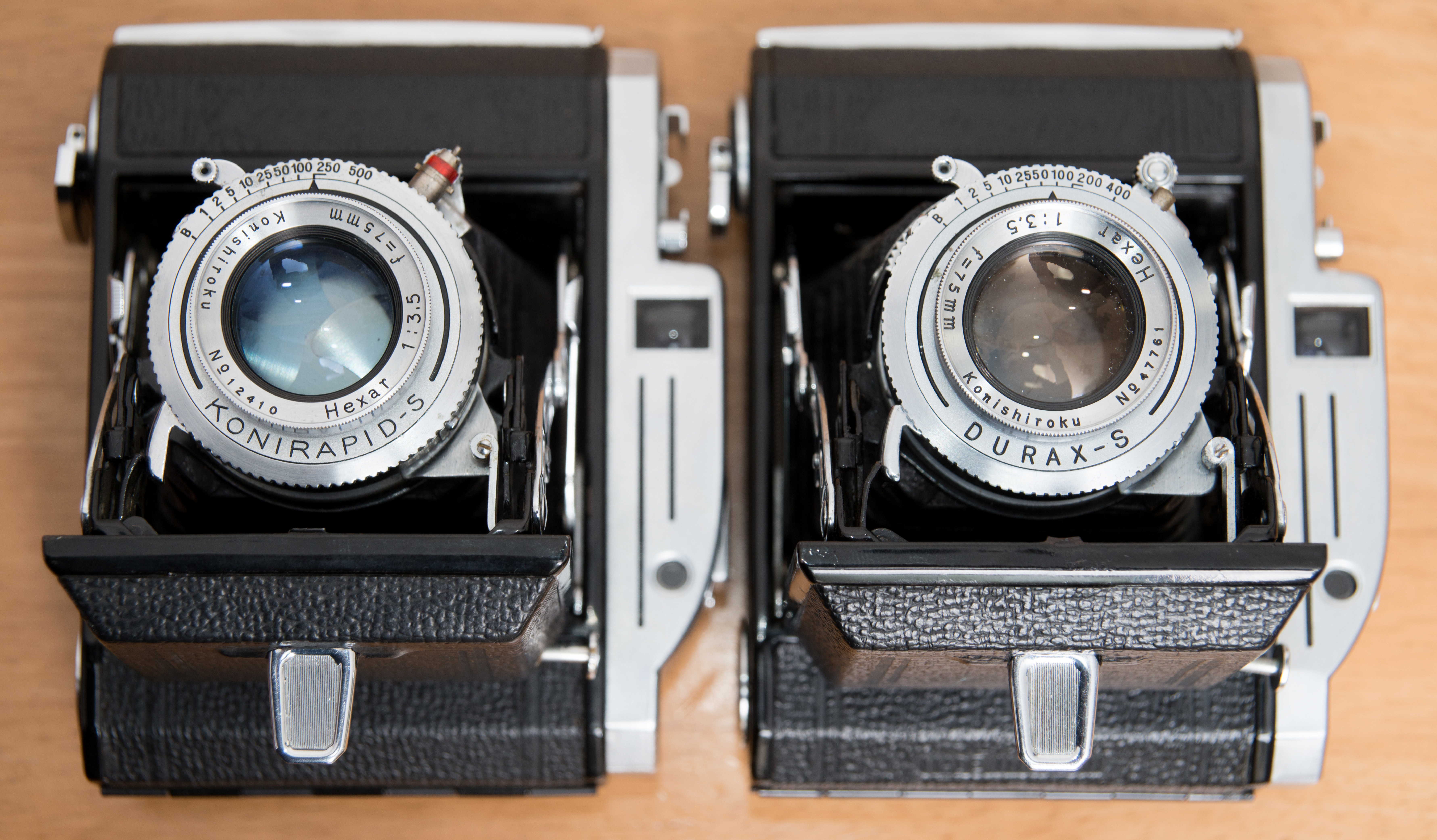 連動距離計を備えたセミ判カメラ 小西六 パール