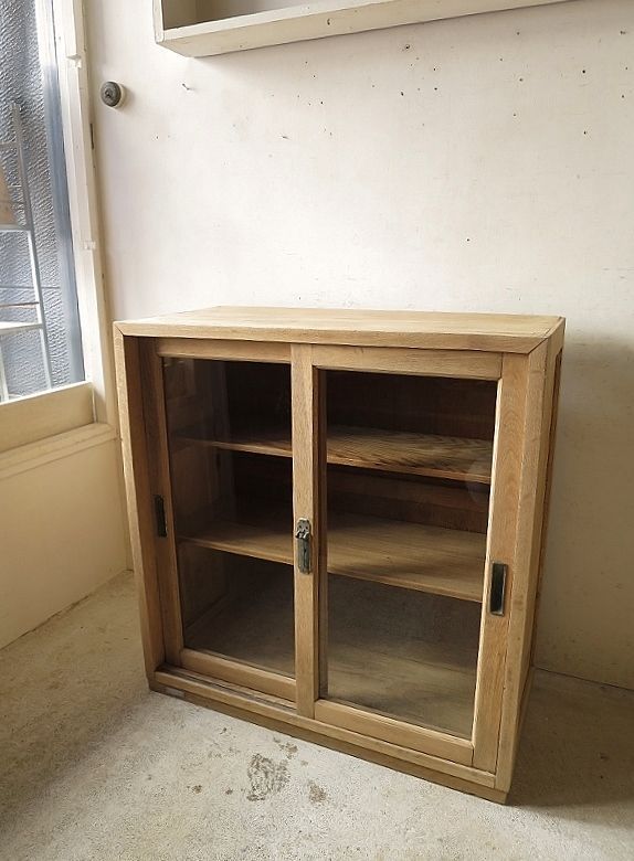 木枠ガラス戸の収納棚 - 古道具＋original‐紫山‐ shizan