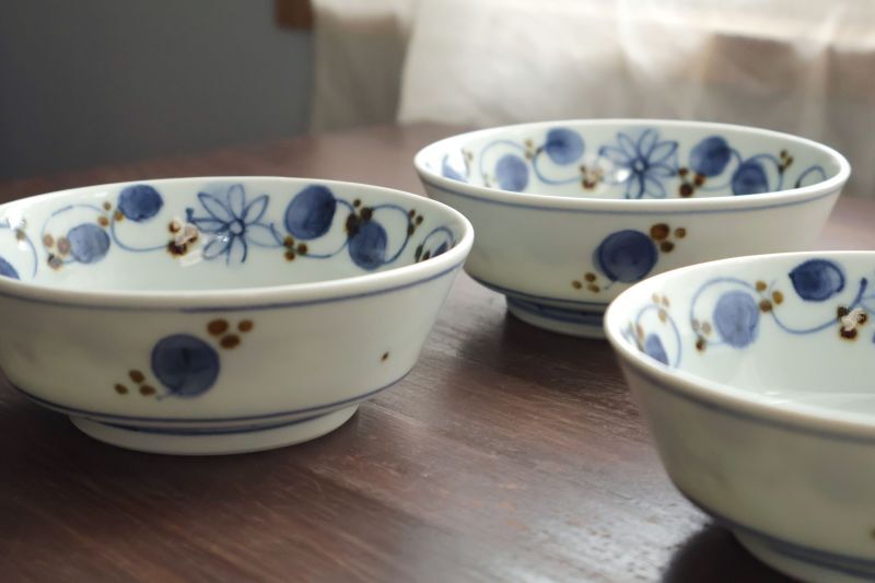 花唐草小鉢 / 山口利枝 - うつわと暮らしの道具 sizuku