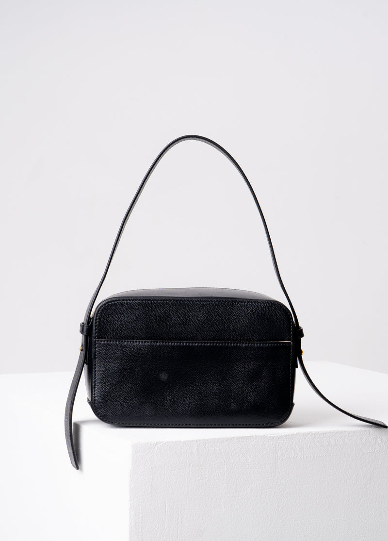 AURÉLIE Medium Leather Shoulder Bag – SÖNDAG