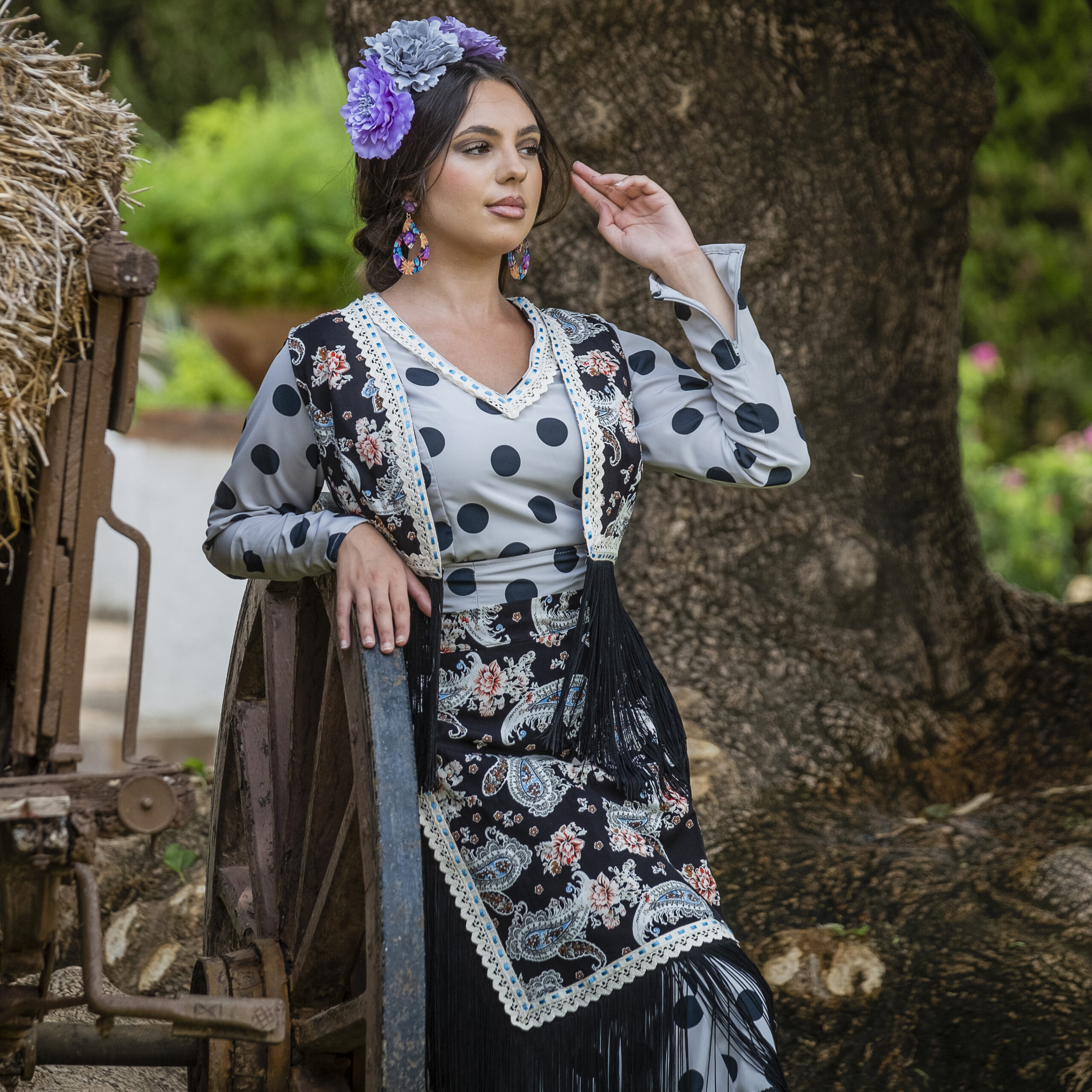 Sonia Johnes | フラメンコ衣装のソニア・ジョーンズ 公式ブランドサイト