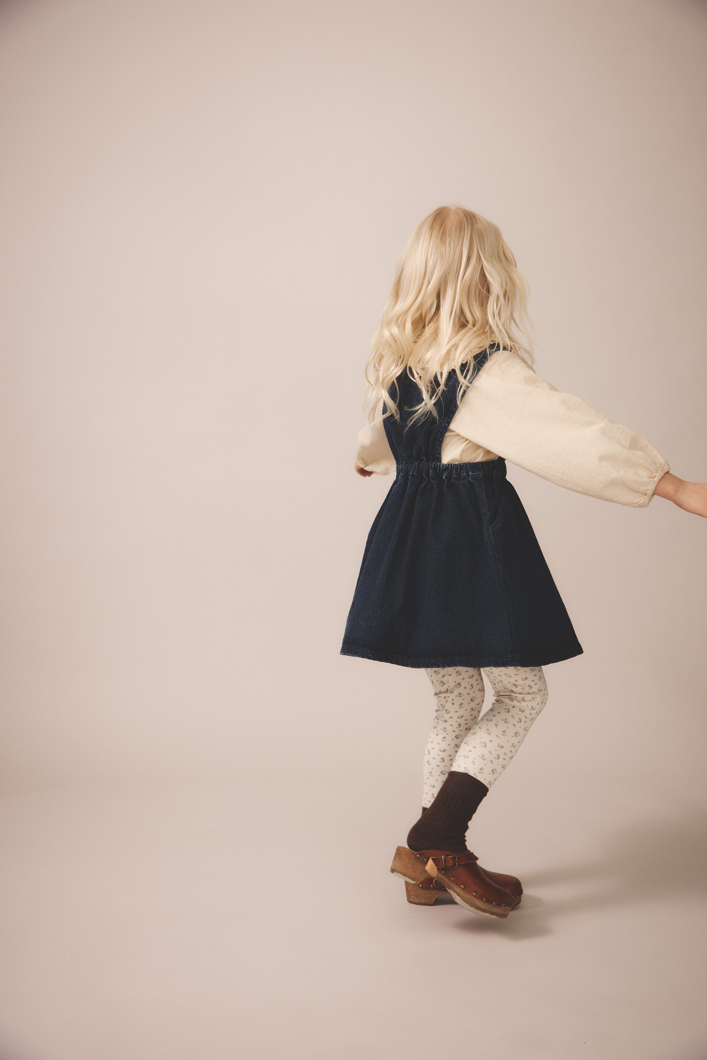 Tippi Pinafore, Eco Wash – Soor Ploom