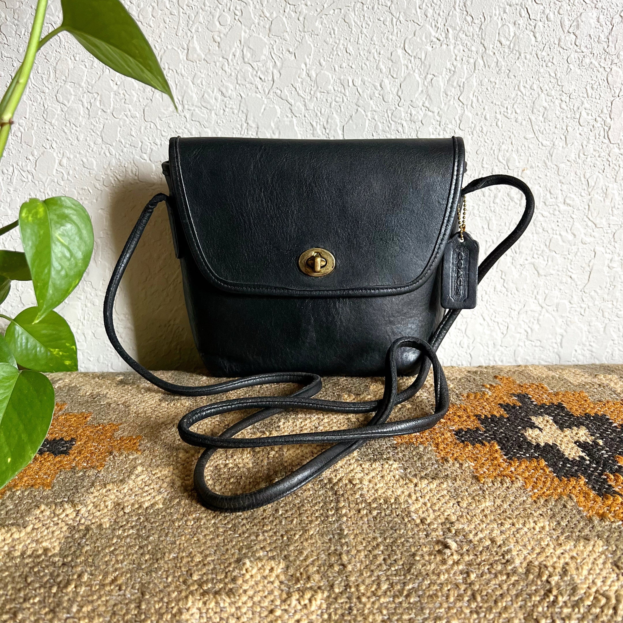 Vintage Coach Quincey Bag Black 9919 – Socorro Society