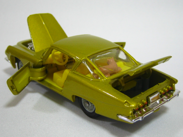 ミニカー　コーギートイズ　corgi toys L6.4 クライスラー　V8 ミニカー コーギートイズ corgi toys L6.4 クライスラー V8 ミニカー