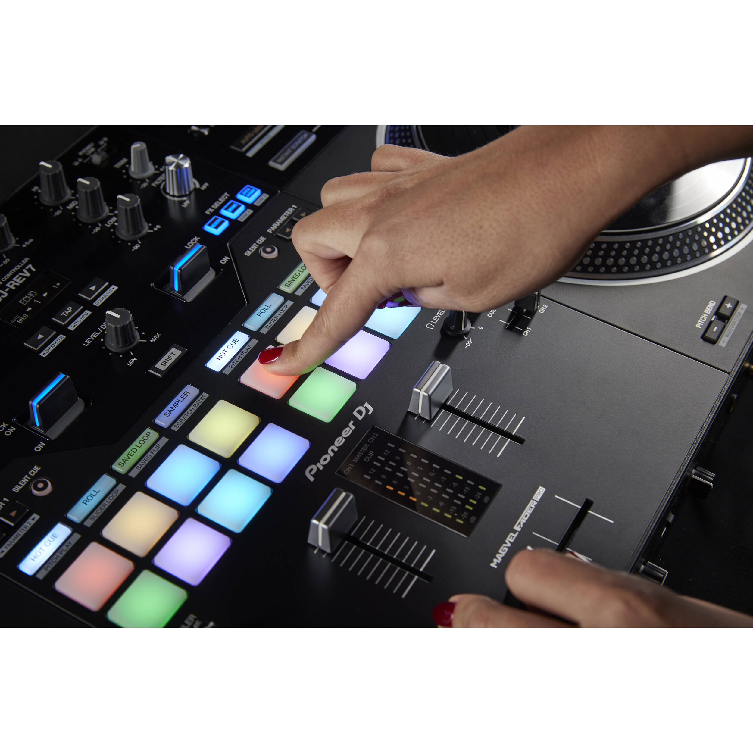 Pioneer DDJ-REV7 (Black) | DJ Controllers | Soundium