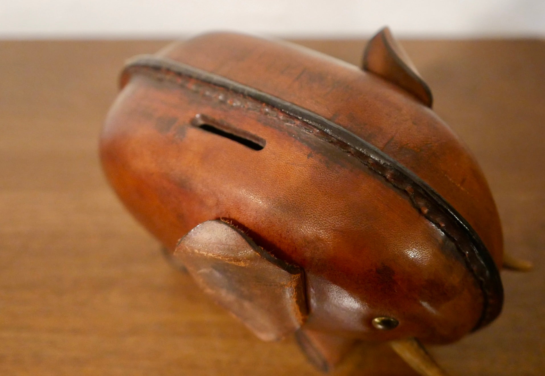 鴻池製作所 ゾウ 貯金箱 本革 レザー KONOIKE – smileantiques