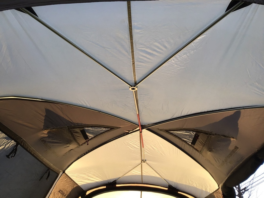 コールマンのウェザーマスタートンネルスクリーンタープが入荷！最高