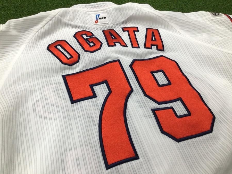 選手、監督で輝かしい成績！緒方孝市プロコレユニフォーム紹介