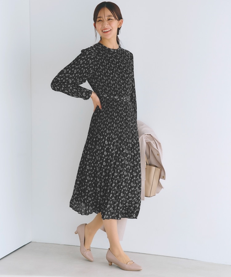 プリーツナローフレアワンピース（マキシ・ロングワンピース） | grove