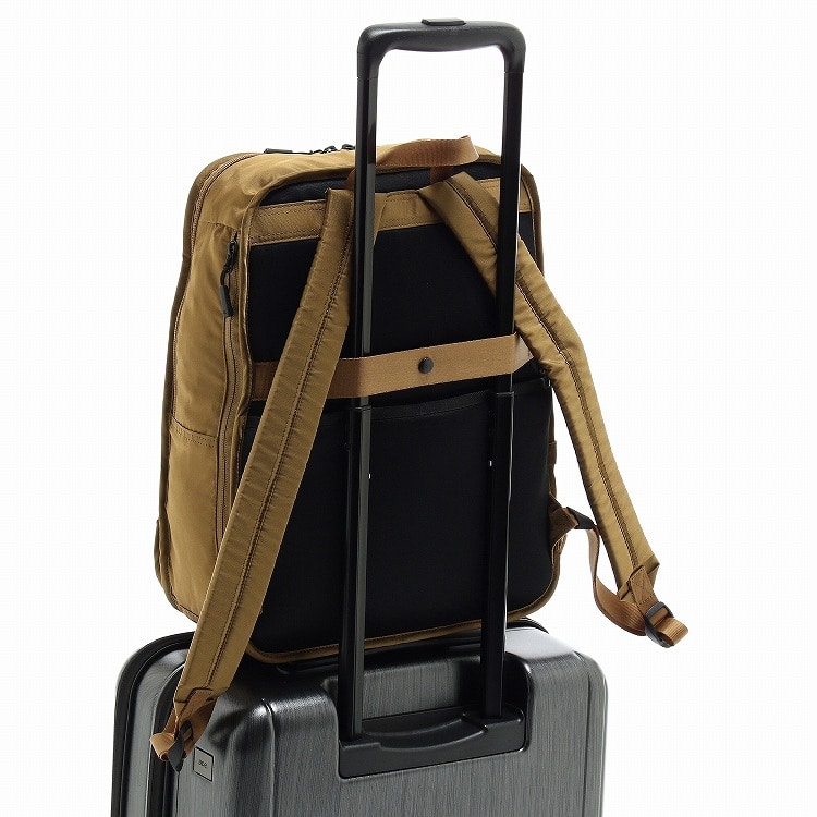 ace.／エース ファニップ リュックサック Mサイズ 67296(01：ブラック