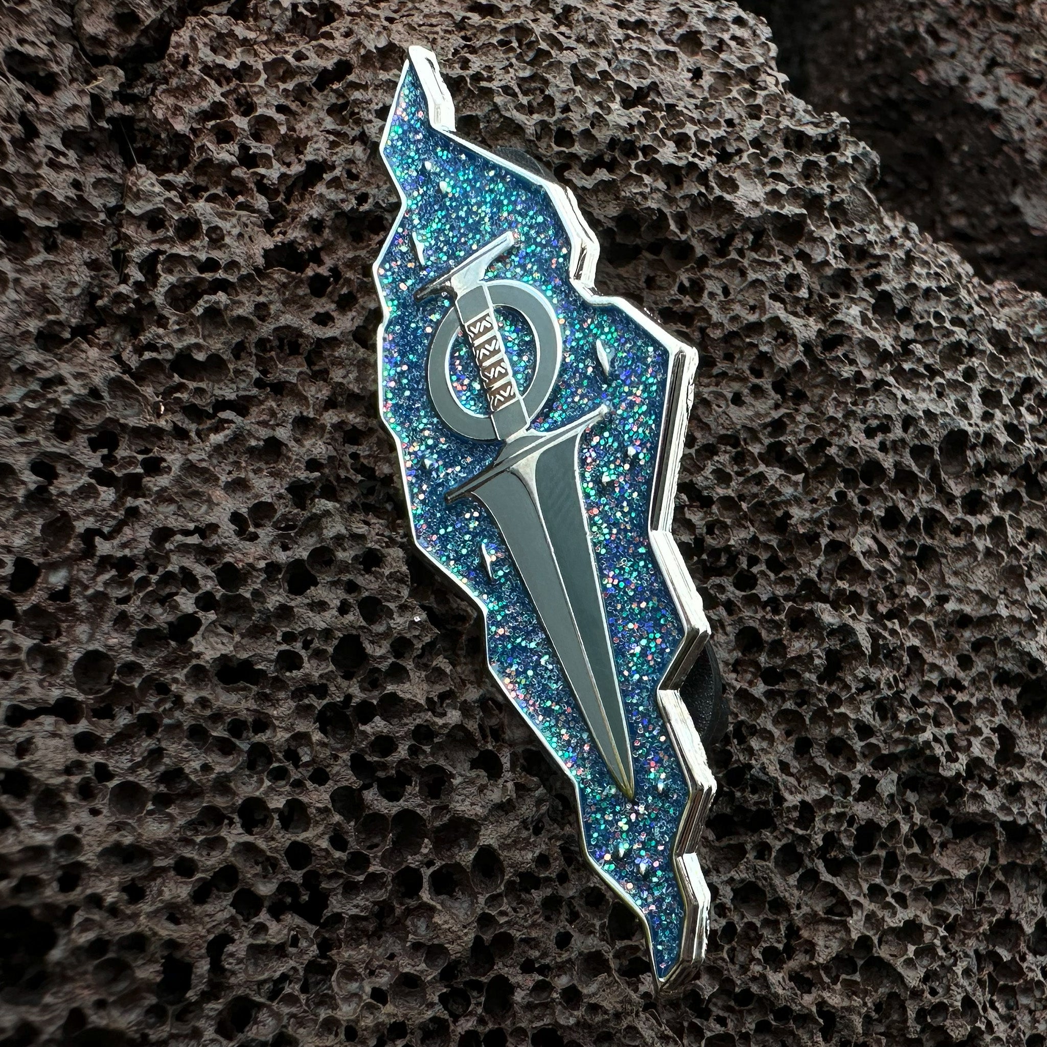 Star Fissure Enamel Pin – Cyan Worlds