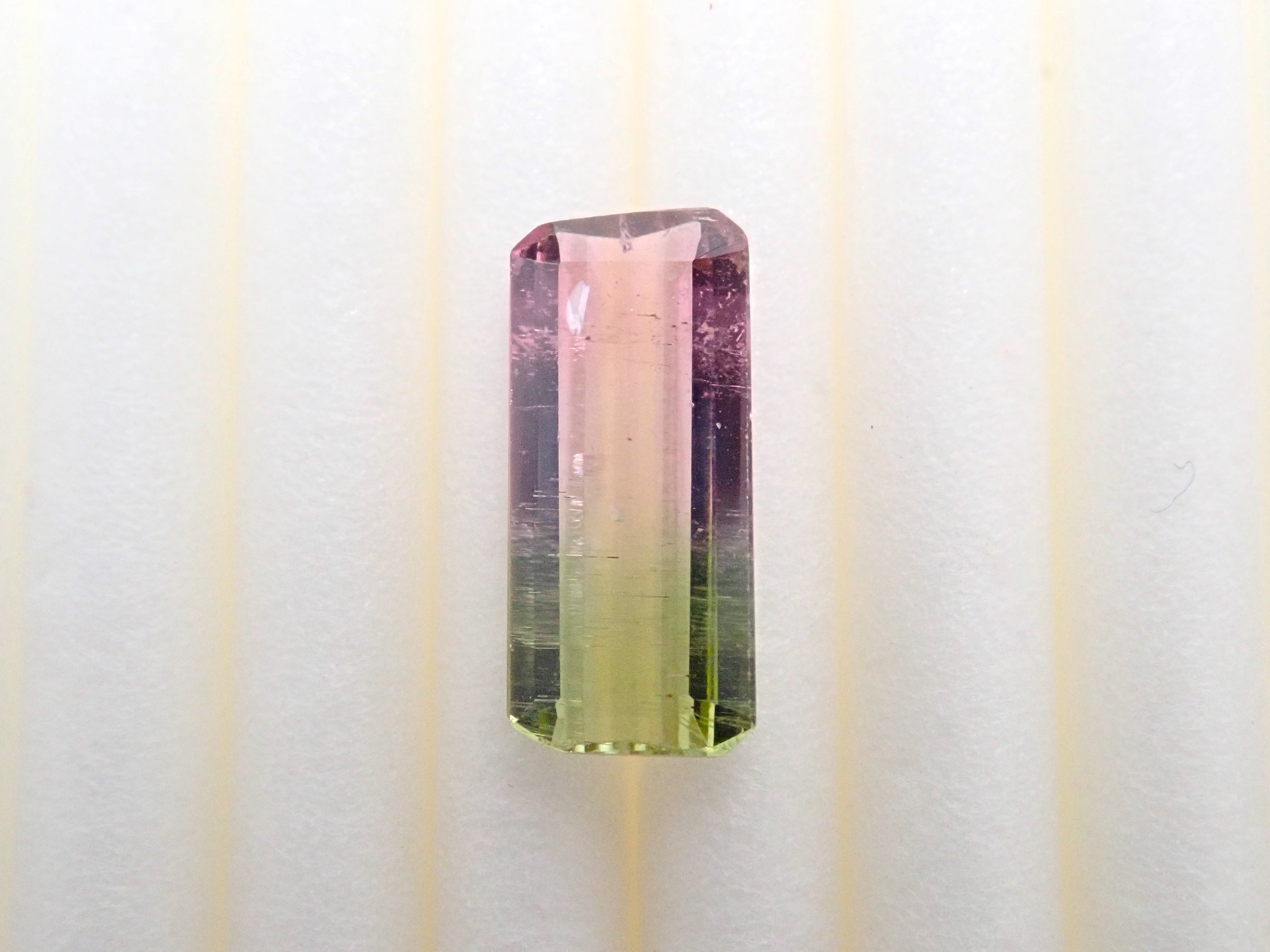 ブラジル産バイカラートルマリン 1.140ctルース