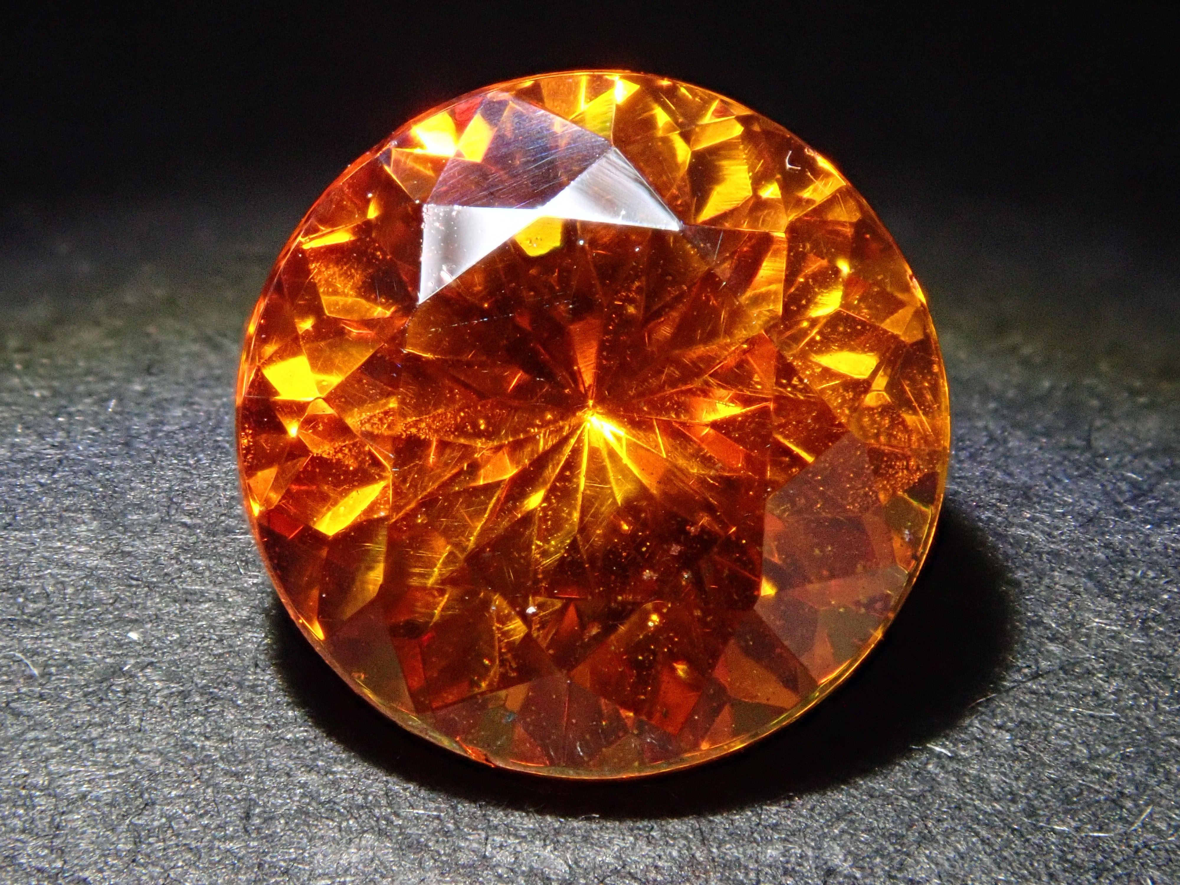 スファレライト 2.796ctルース