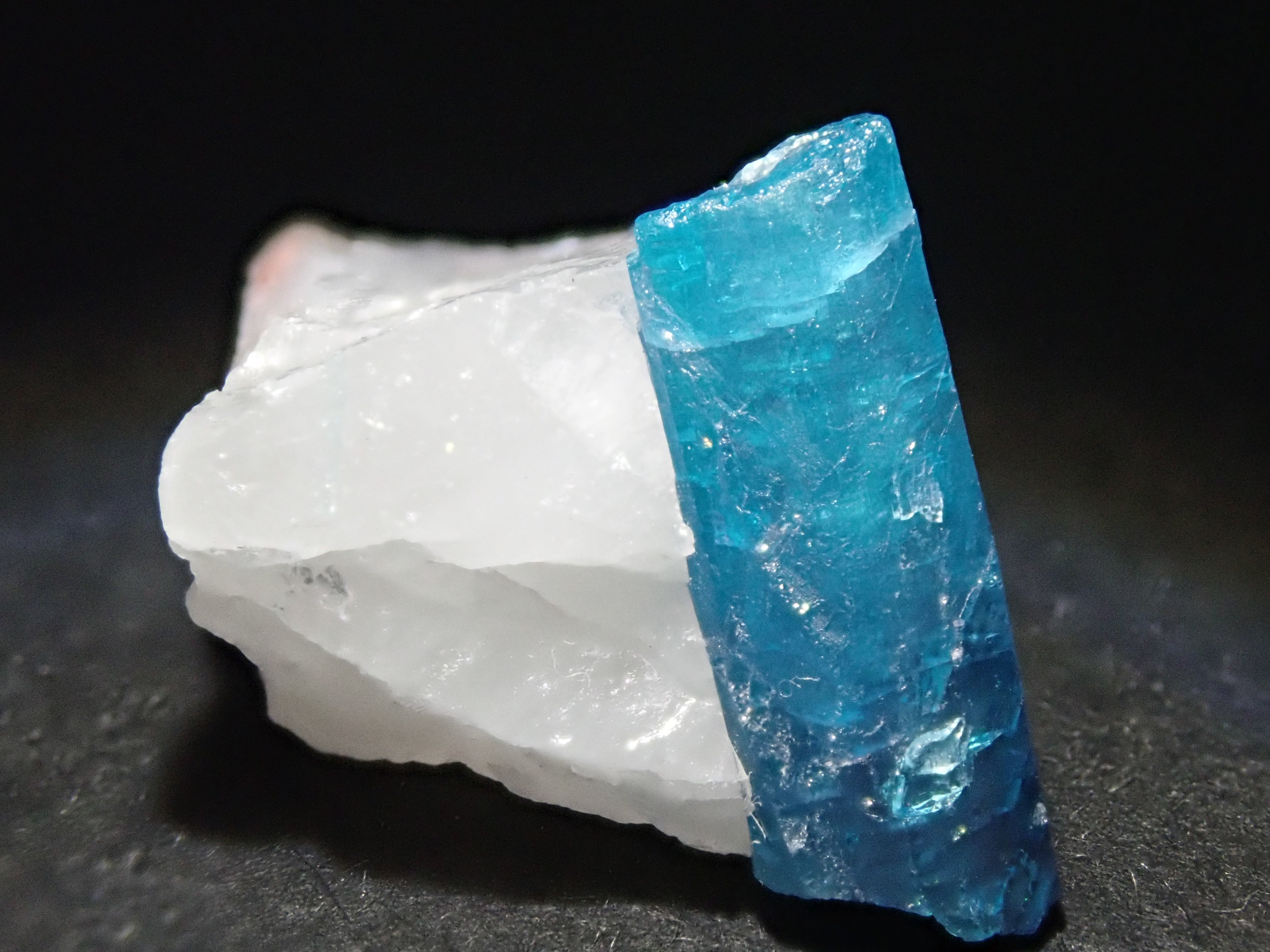 Brazilian Paraiba Tourmaline 14.045ct rough stone