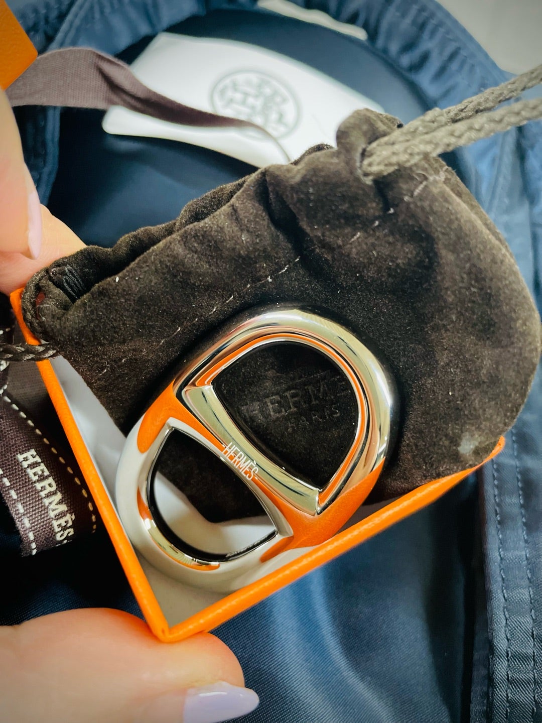 エルメス カシシル用のスカーフリングに満足 使い方 | ゆきこ：1、2、3、4