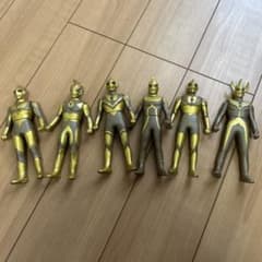 ウルトラ6兄弟スペシャルセット ゴールド - メルカリ