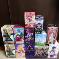 プライズフィギュア まとめ売り - メルカリ