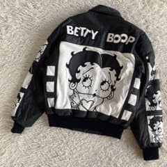 m56966917563_1.jpg?1758586766