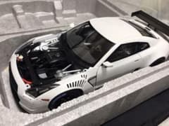 オートアート 81076 1/18 日産GTR FIA GT1 ホワイト - メルカリ