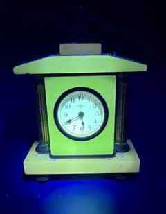 2026年最新】ウランガラス置き時計の人気アイテム - メルカリ