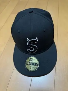 2026年最新】supreme sロゴ キャップ 黒の人気アイテム - メルカリ