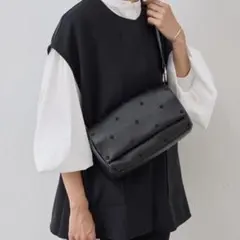 2026年最新】ビアズリー ボディバッグの人気アイテム - メルカリ