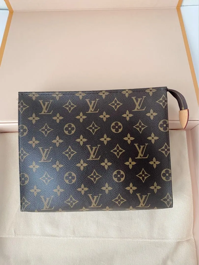 2026年最新】ルイヴィトン ポッシュ・トワレ 26の人気アイテム - メルカリ