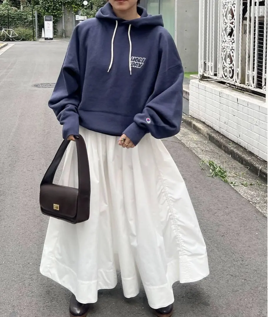 2026年最新】HOLIDAY champion スカートの人気アイテム - メルカリ